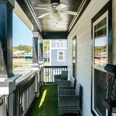 Enjoy This Mini-Mansion Near Downtown And The Airport! アトランタ エクステリア 写真
