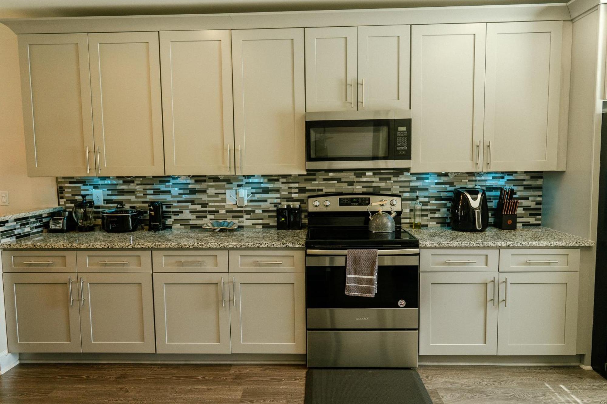 Enjoy This Mini-Mansion Near Downtown And The Airport! アトランタ エクステリア 写真