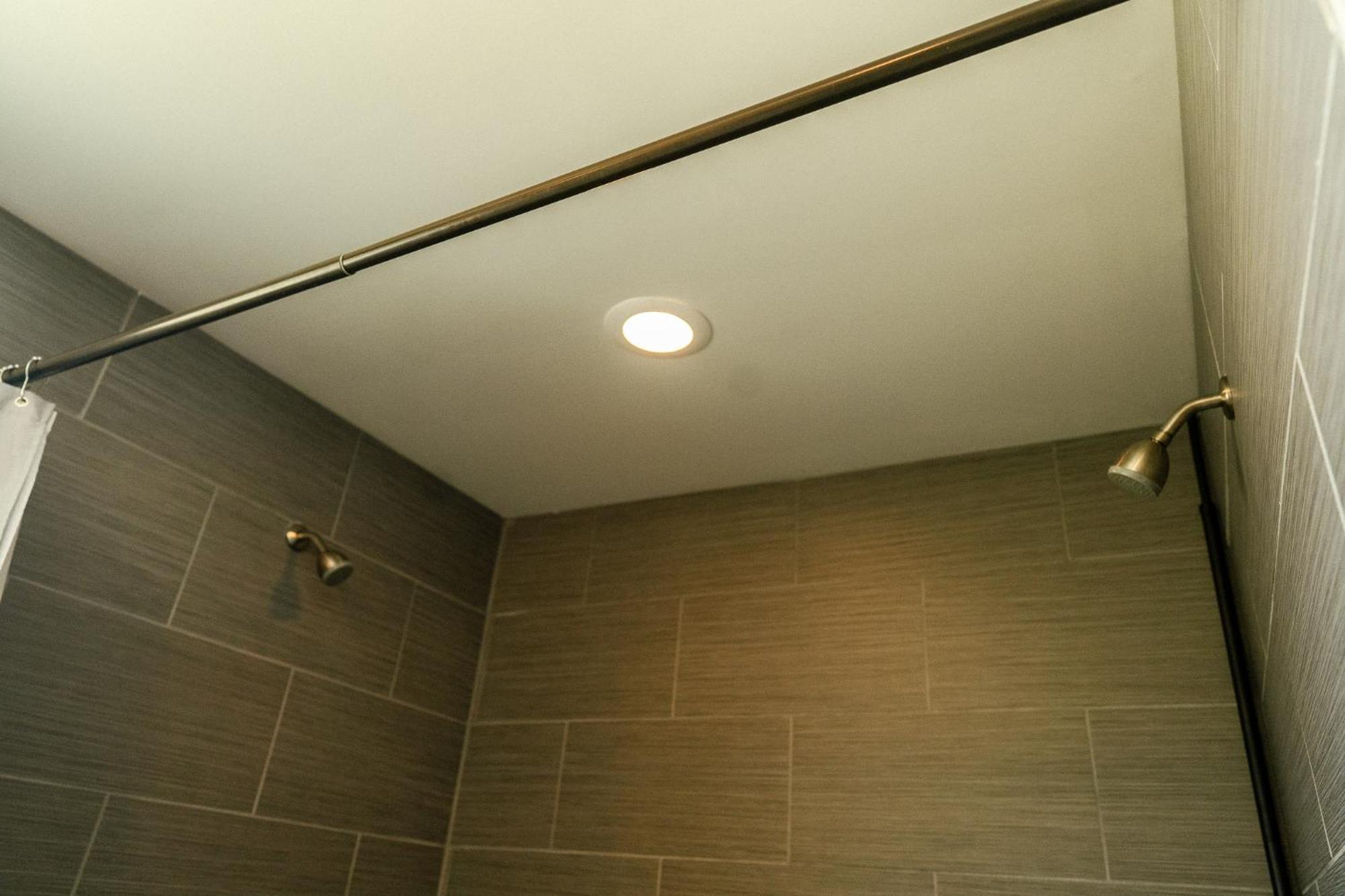 Enjoy This Mini-Mansion Near Downtown And The Airport! アトランタ エクステリア 写真