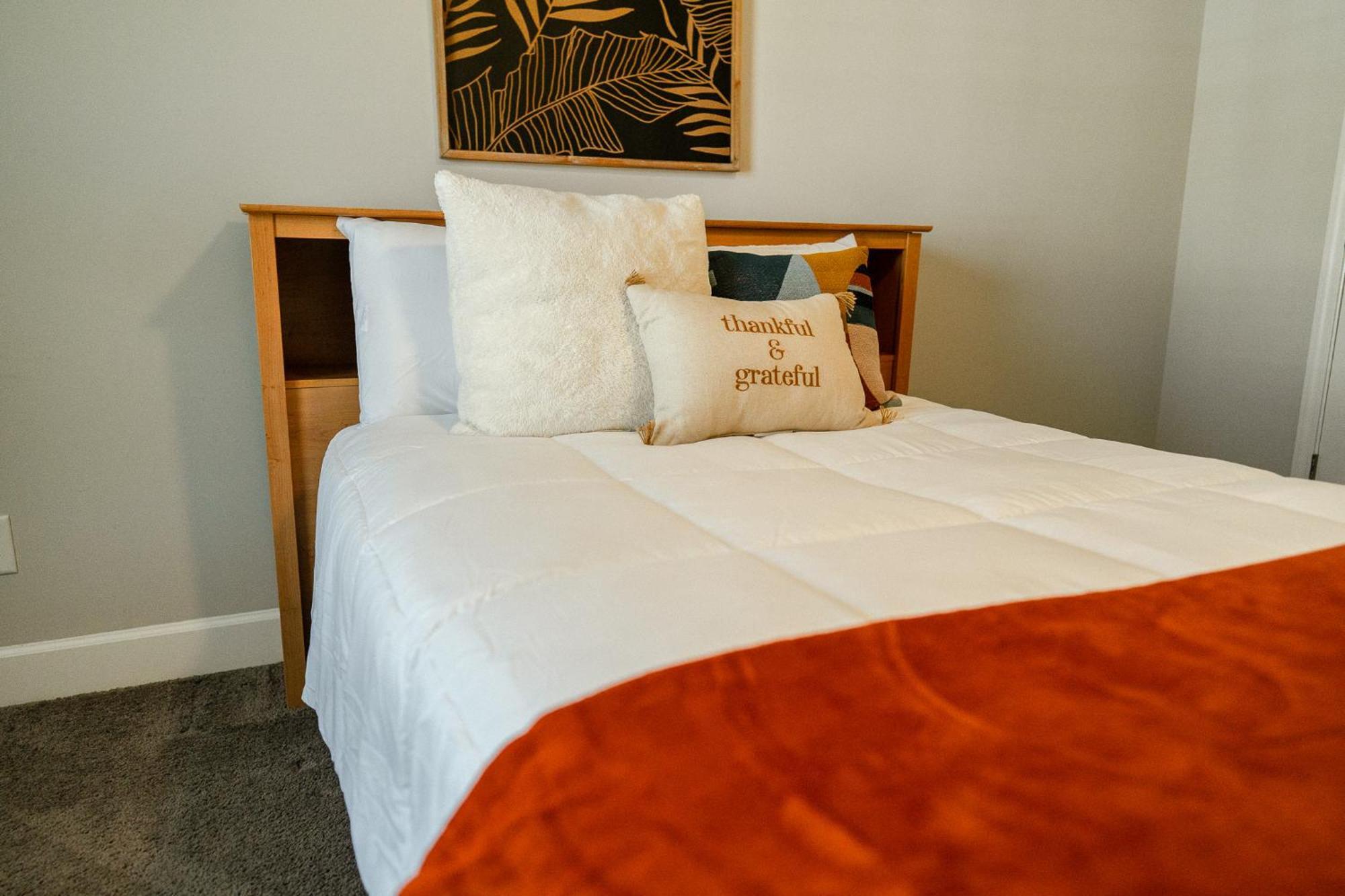 Enjoy This Mini-Mansion Near Downtown And The Airport! アトランタ エクステリア 写真