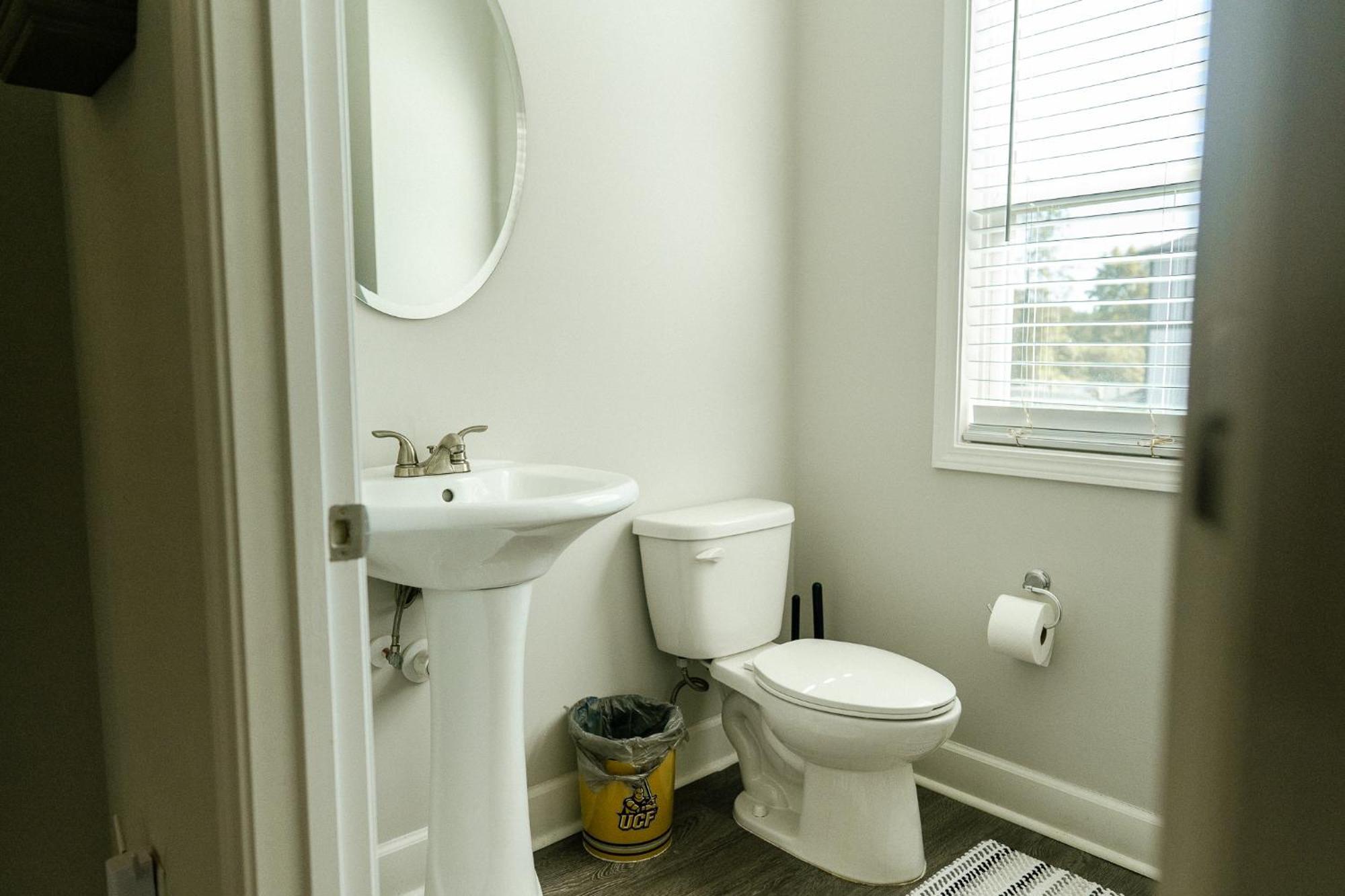 Enjoy This Mini-Mansion Near Downtown And The Airport! アトランタ エクステリア 写真