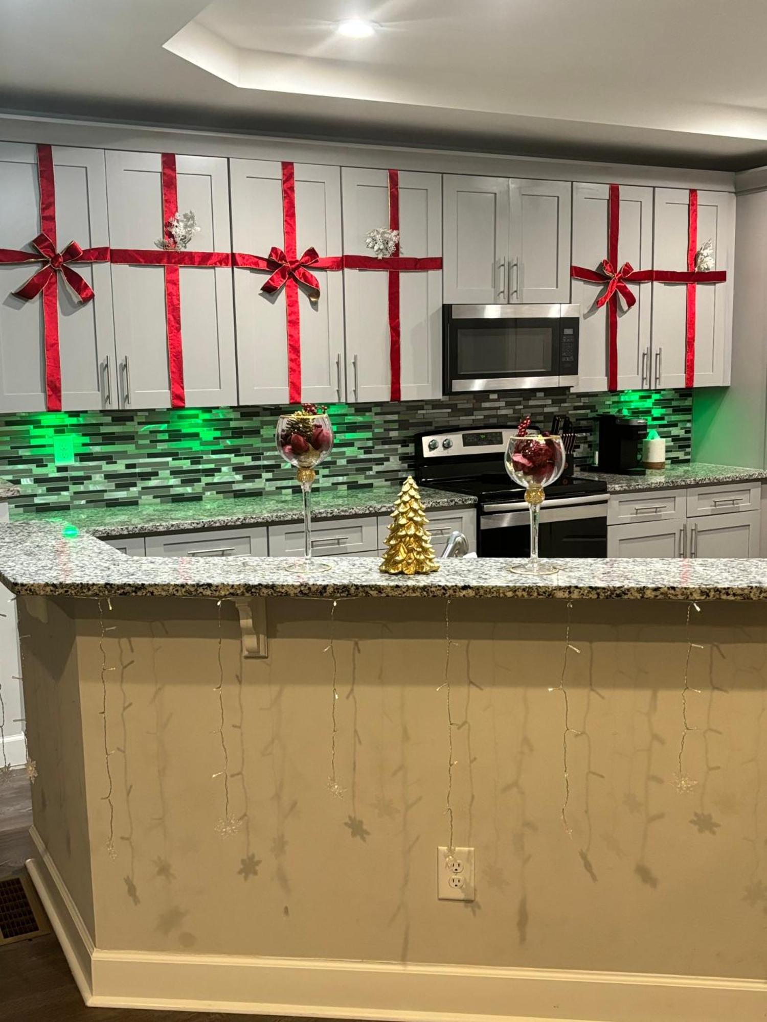Enjoy This Mini-Mansion Near Downtown And The Airport! アトランタ エクステリア 写真